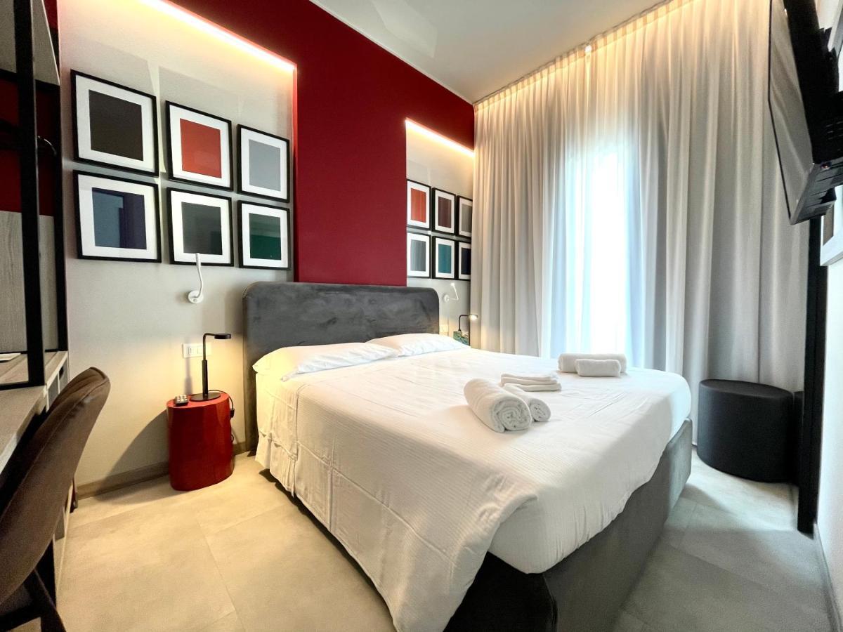Hotel Iris Jesolo エクステリア 写真