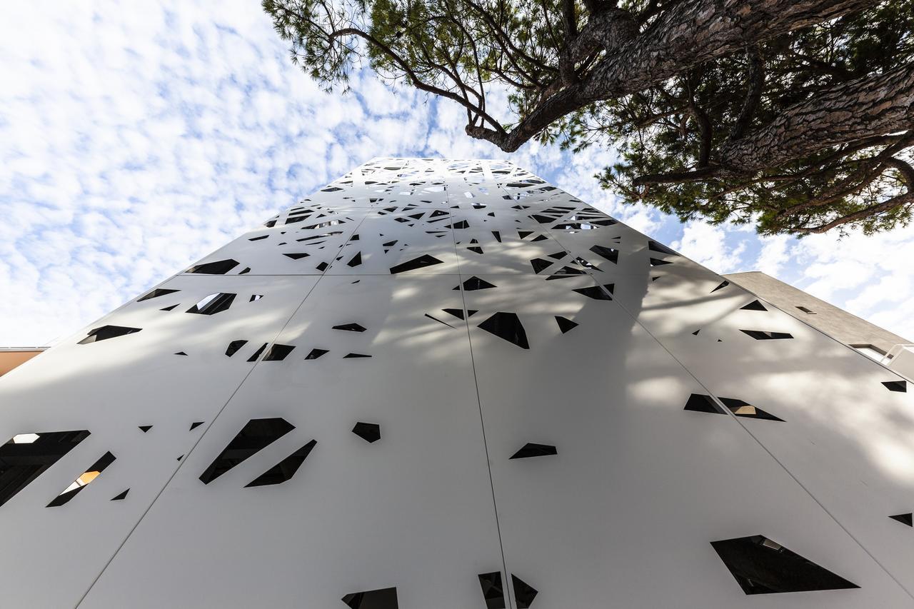 Hotel Iris Jesolo エクステリア 写真